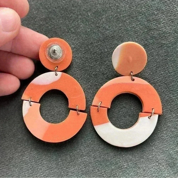 Clay earrings dangle circular modern orange colorful - Picture 2 of 5